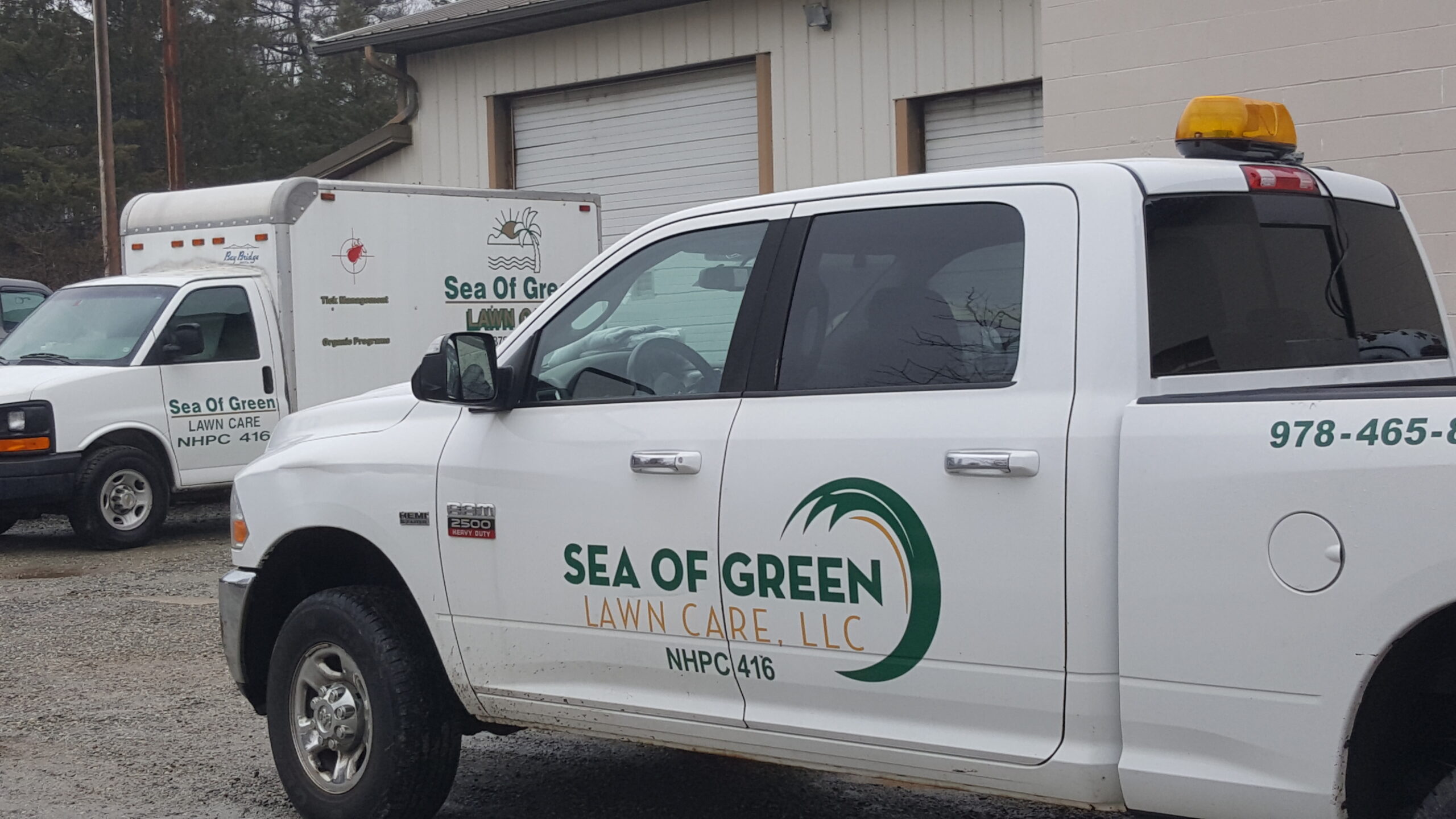 Lawn Care & Fertilization Services Near Me | Sea of Green ...